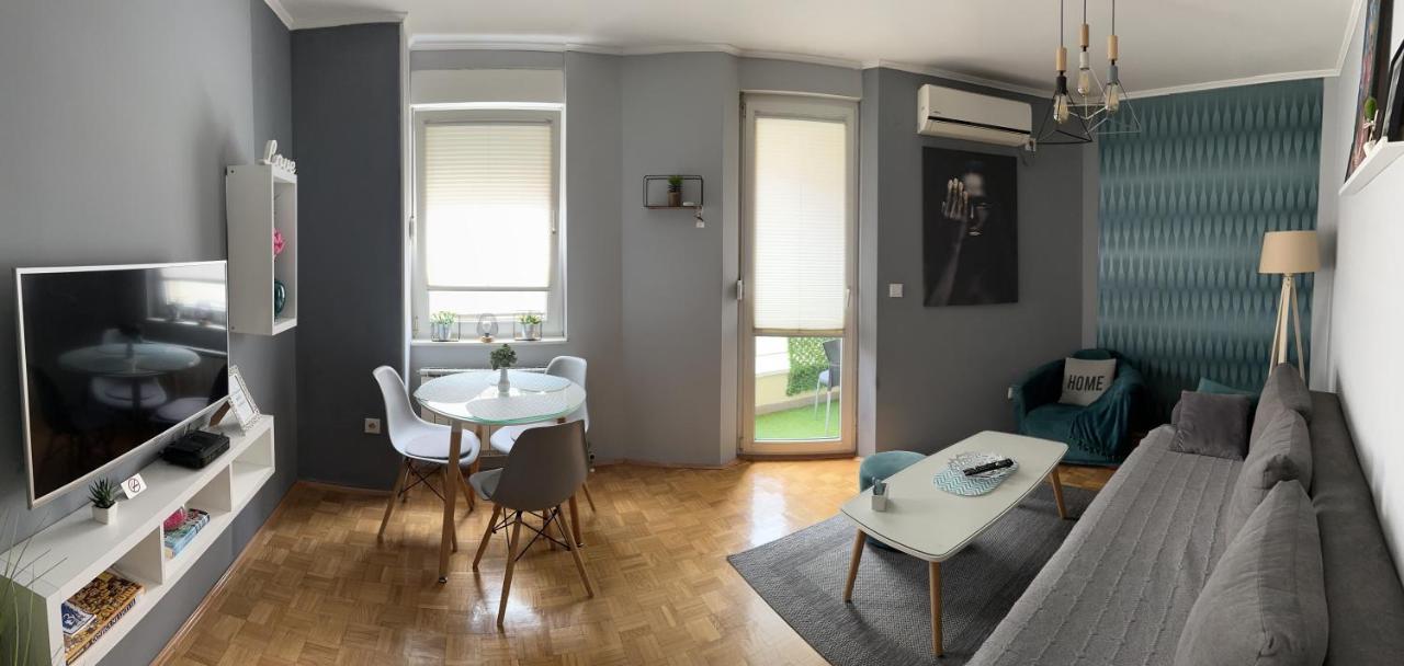 Apartment Teatar Tuzla Zewnętrze zdjęcie