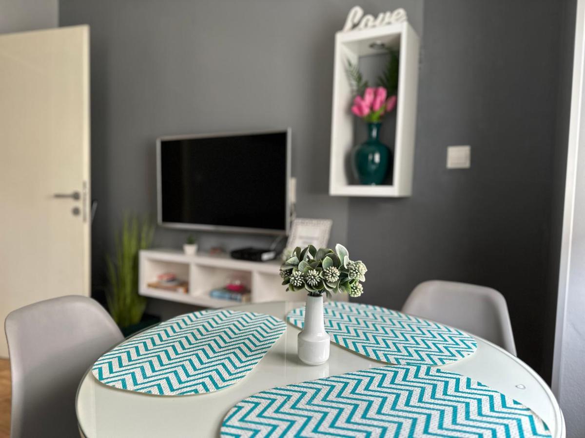 Apartment Teatar Tuzla Zewnętrze zdjęcie
